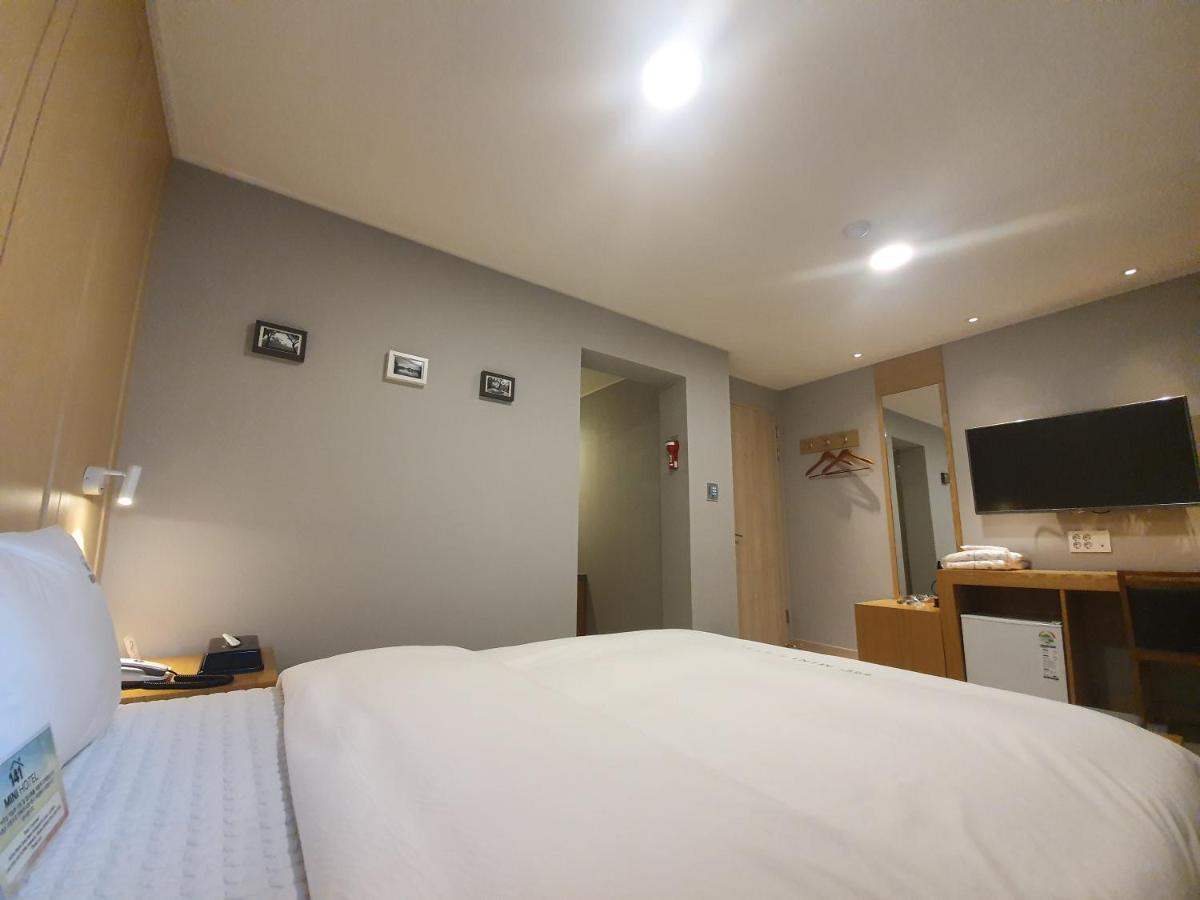 Mini Hotel 141 Gyeongju Bagian luar foto